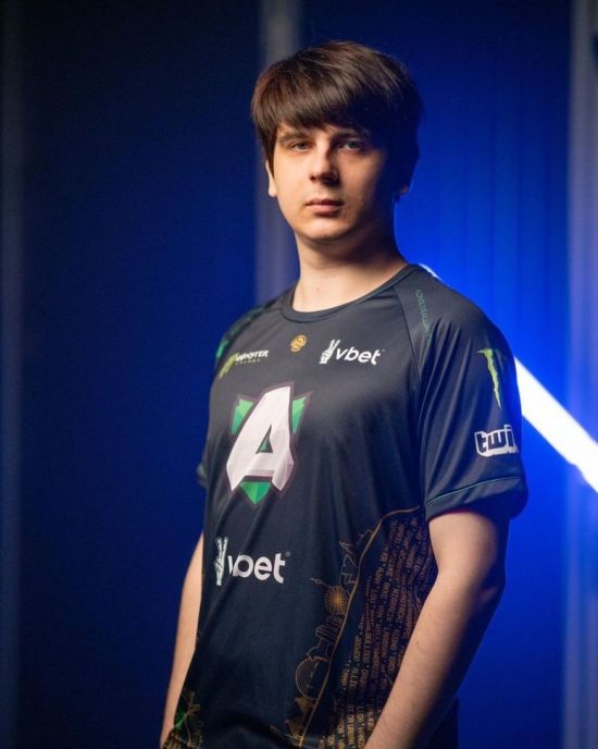 Gen.G Esports 荣获《英雄联盟》电竞世界杯冠军